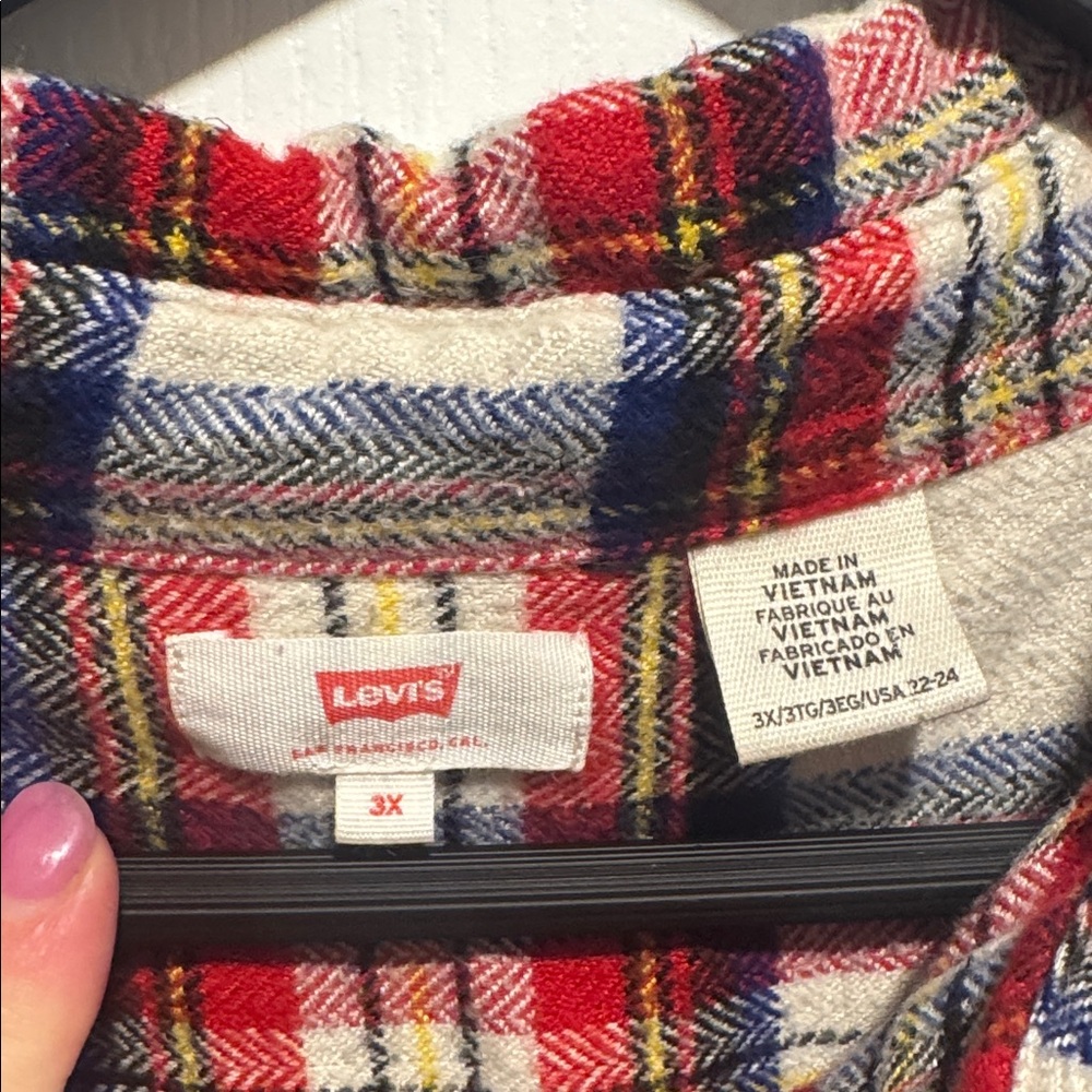 332-Levi’s Plaid Flannel Shacket Button Front Red Multi-Color - Picture 7 of 9